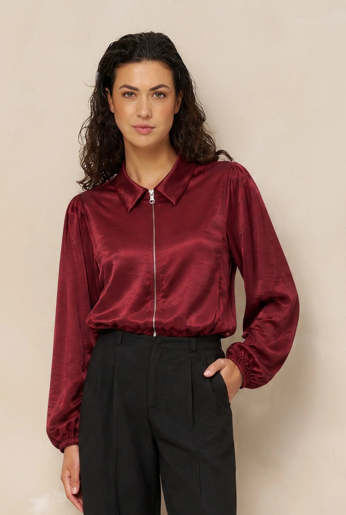 lofty manner Jacket Kairi - Satin Bomber | Burgundy