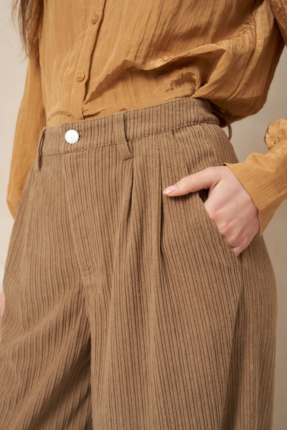 lofty manner Hose Josy - Pleated Corduroy | Taupe