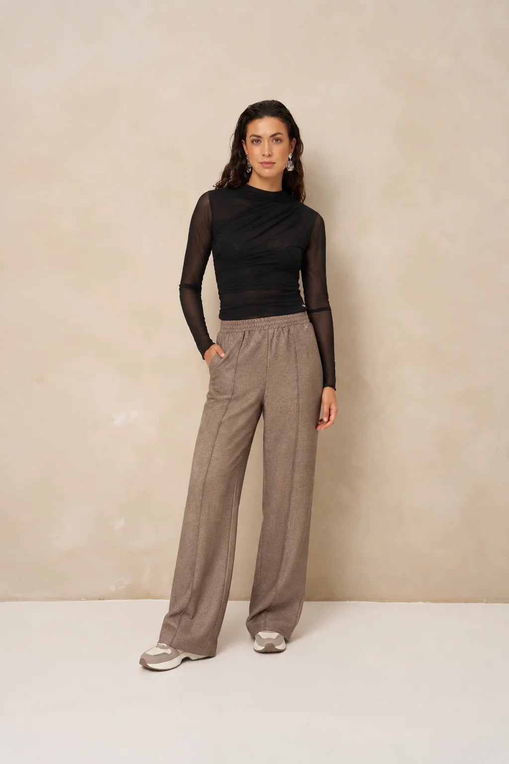 lofty manner Top Jolien - Draped Mesh | Black