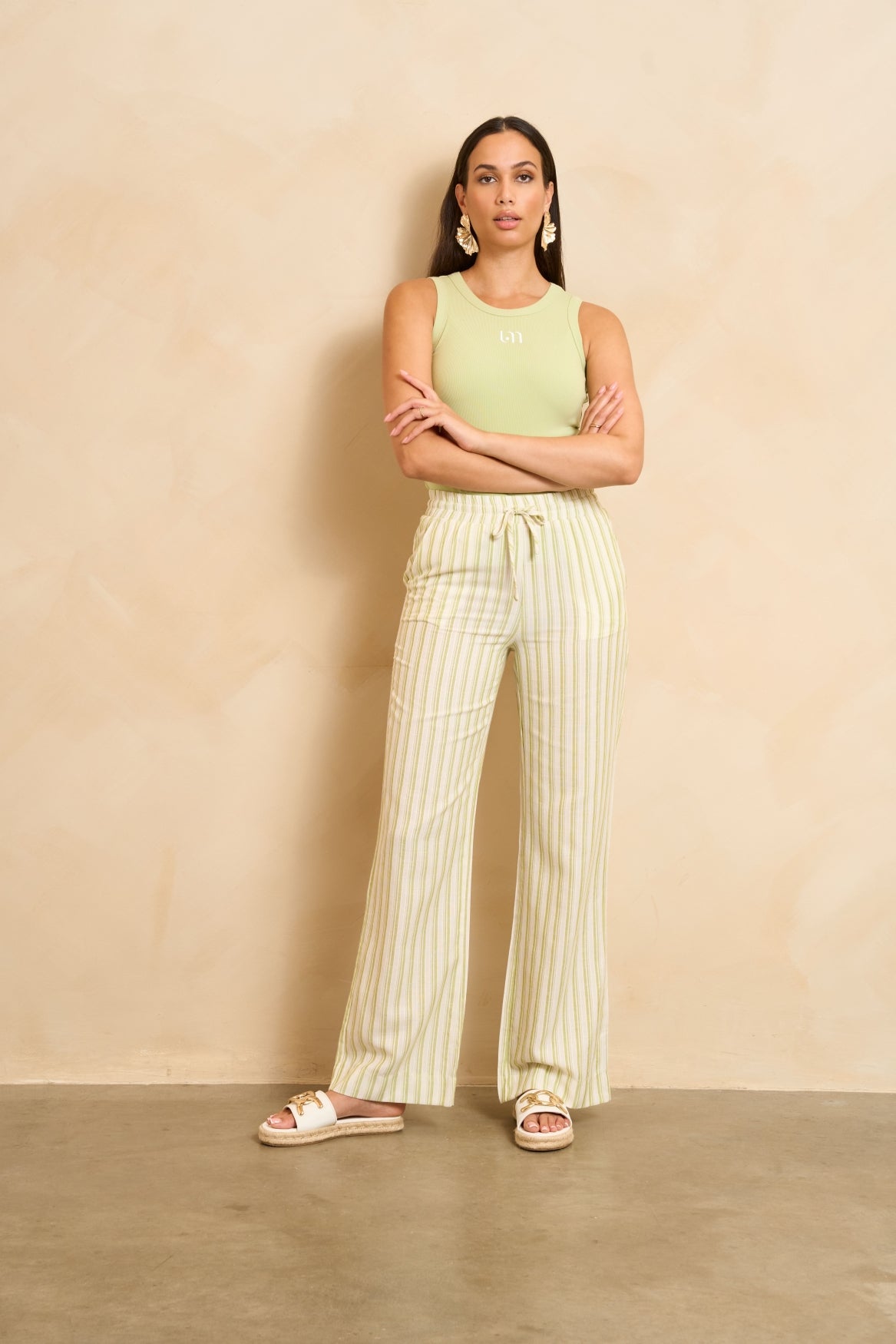 lofty manner Top Saela | Mint