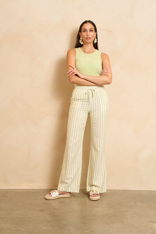 lofty manner Top Saela | Mint
