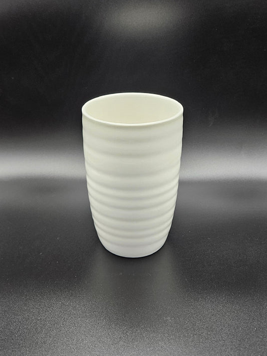 Großer weißer Becher mit goldenem Herz von Zusss ☕💛 – stilvoller Kaffeegenuss